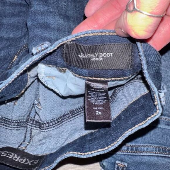 3 Pairs Women’s Jeans- size 2 Short- Boot/ Slim Boot - Picture 3 of 5